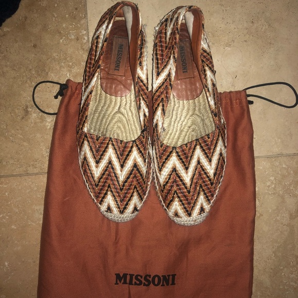 Missoni Shoes - Missoni size 38 slide on sneakers classic pattern Missoni Shoes - Missoni size 38 slide on sneakers classic pattern